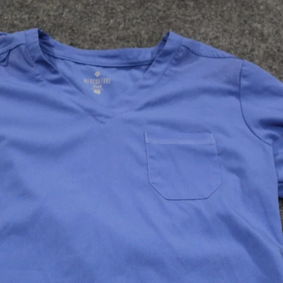 MedCouture Touch Scrub Top V-Neck Short Sleeve Medical Uniform Blue Size M - Picture 4 of 8